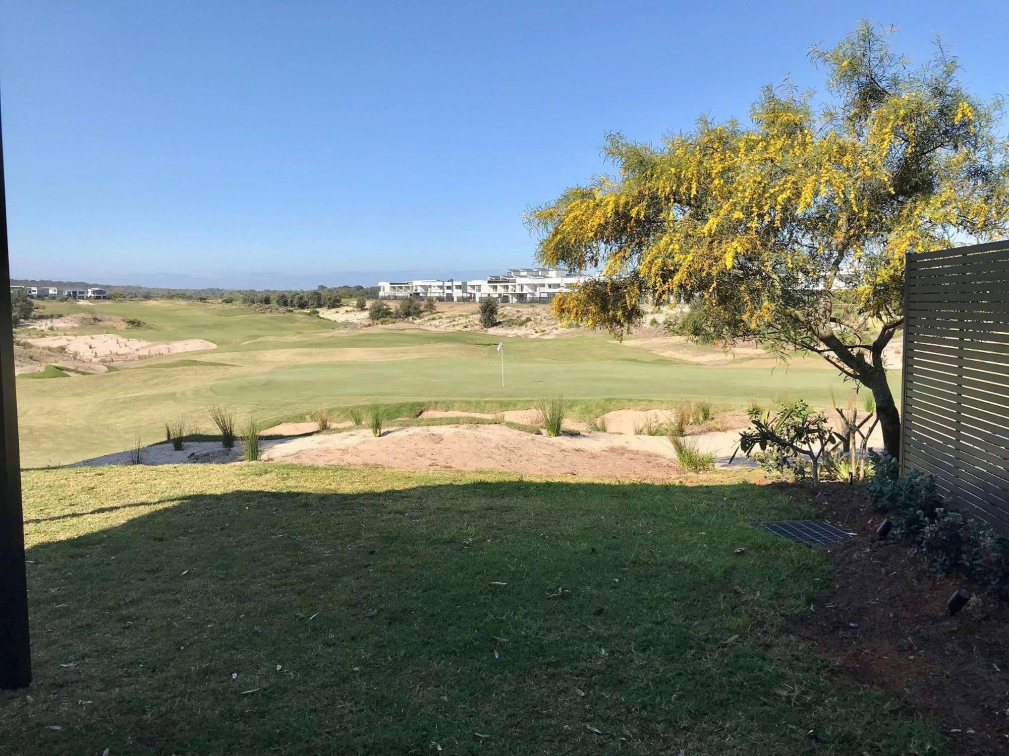 Pullman Magenta Shores Resort Entrance Kültér fotó Golf course at the Club at Torrey Pines